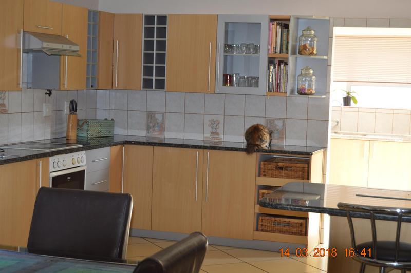 To Let 6 Bedroom Property for Rent in Kleinbron Estate Western Cape